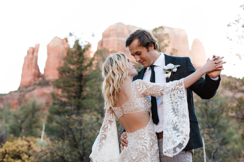 Candid moment of a couple eloping in sedona