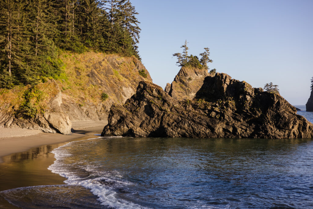 A landscape of a southern Oregon beach at sunset. 